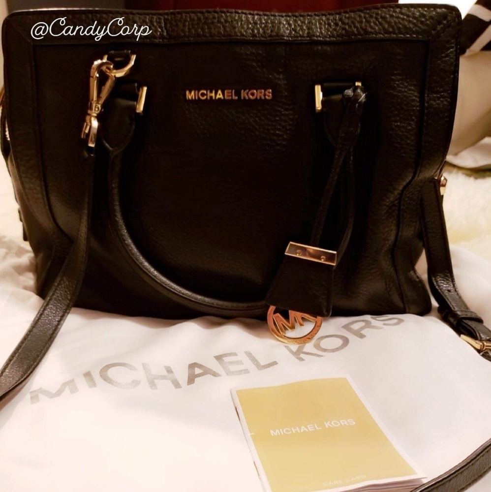 MICHAEL KORS Pebbled Leather Satchel (M size)